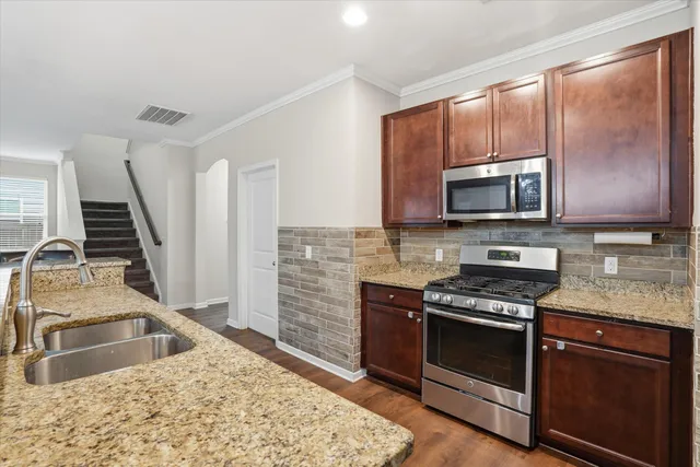 $400,000 | 536 Man O War Lane, Moncks Corner, SC 29461