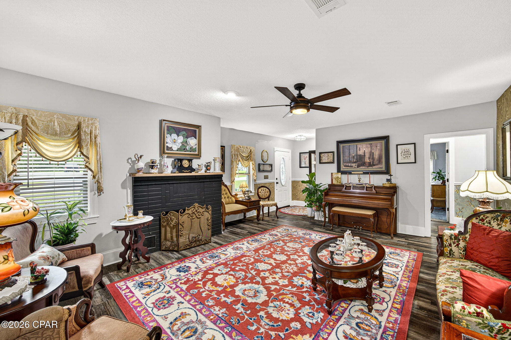 700 2nd Street Chipley, FL 32428 - Photo 8 of 54