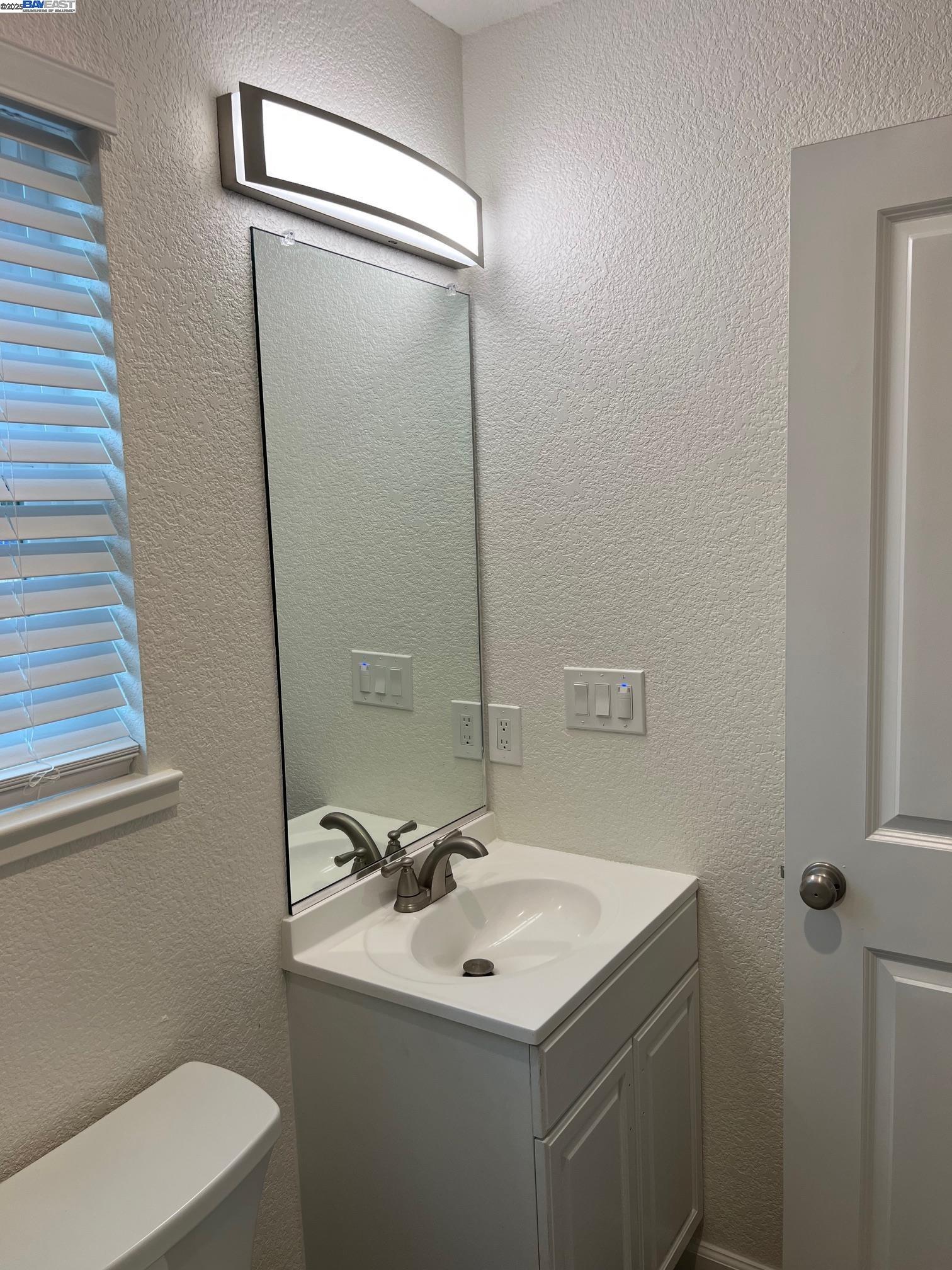 1637 Pine Street Livermore, CA 94551 - Photo 15 of 24