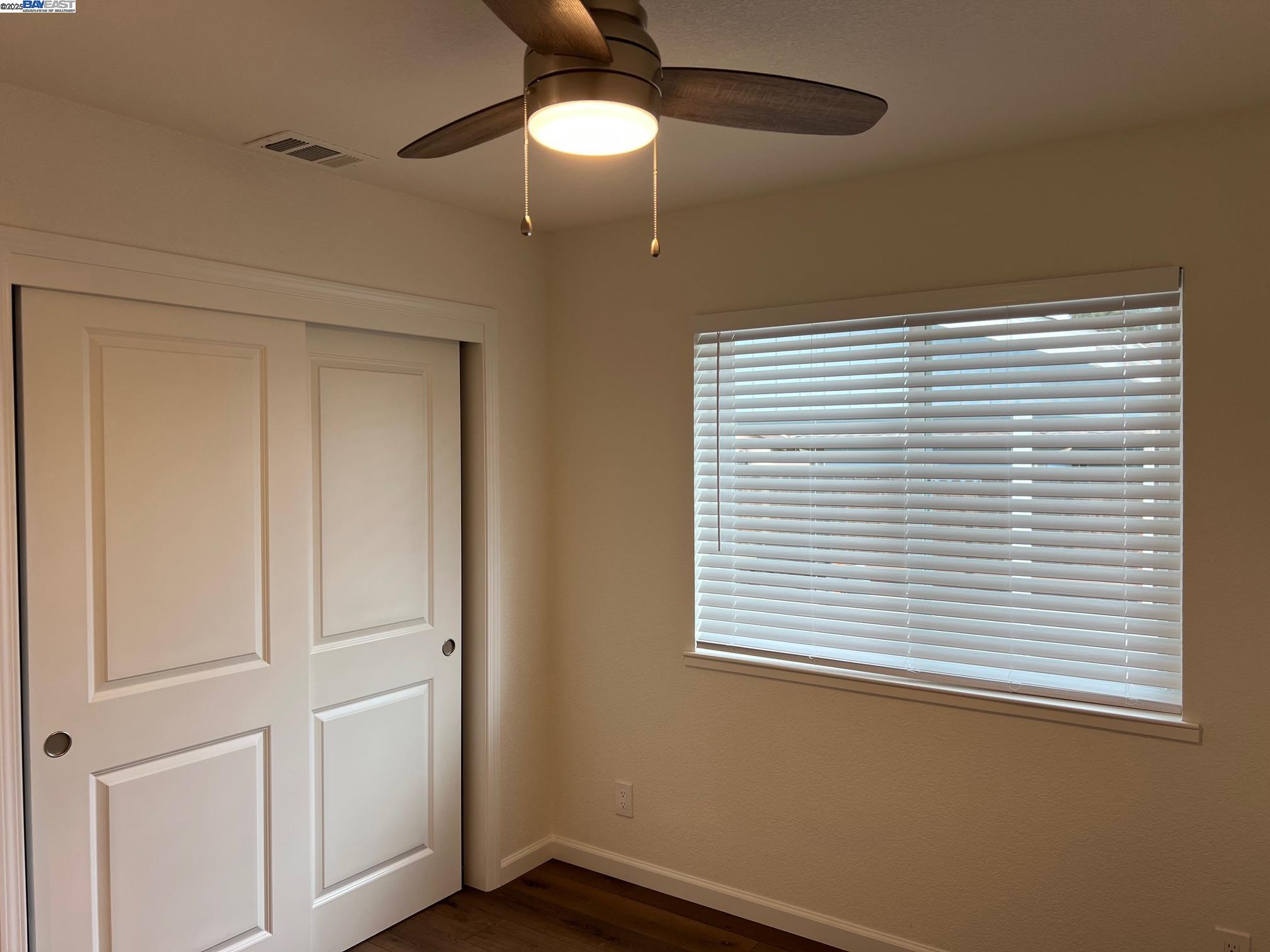 1637 Pine Street Livermore, CA 94551 - Photo 8 of 24