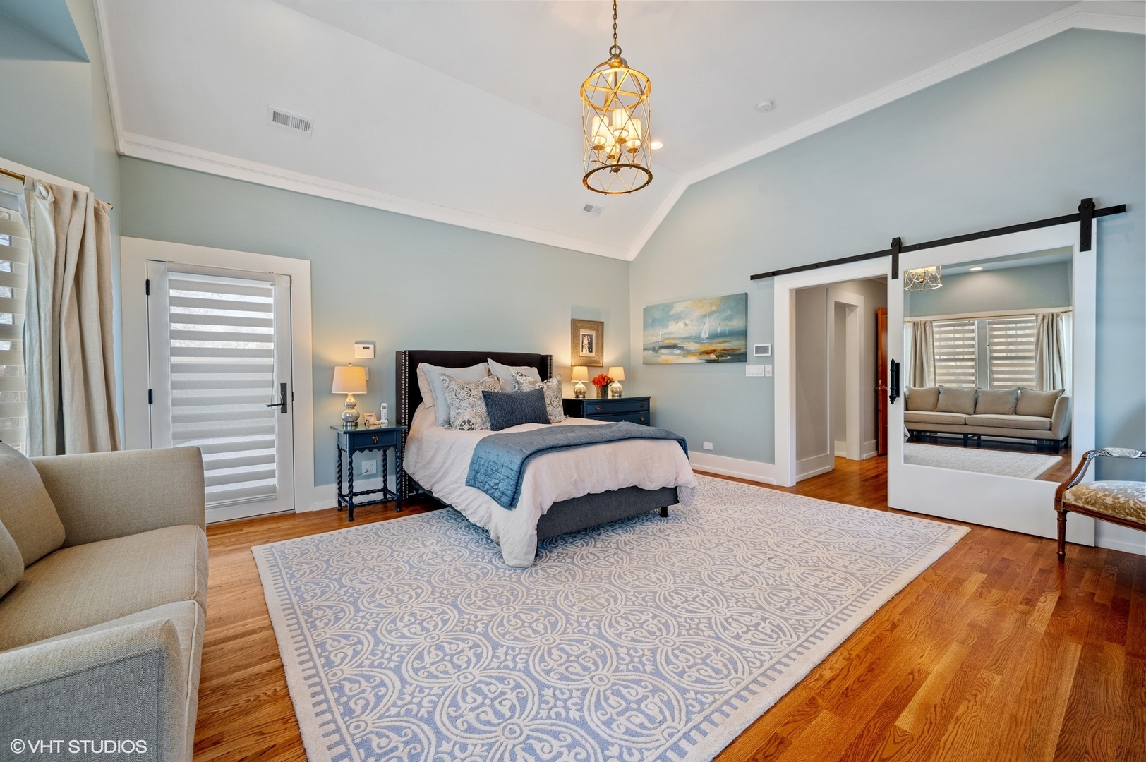 412 Central Avenue Wilmette, IL 60091 - Photo 27 of 69 a bedroom with a bed a couch and dresser