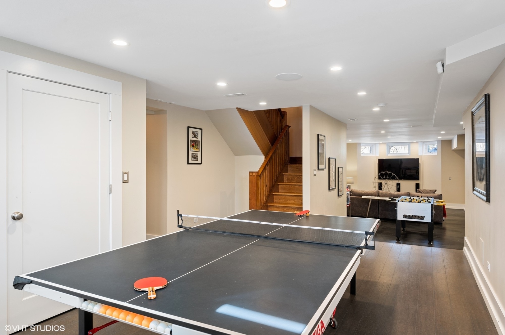 412 Central Avenue Wilmette, IL 60091 - Photo 51 of 69 a living room with pool table and a flat screen tv