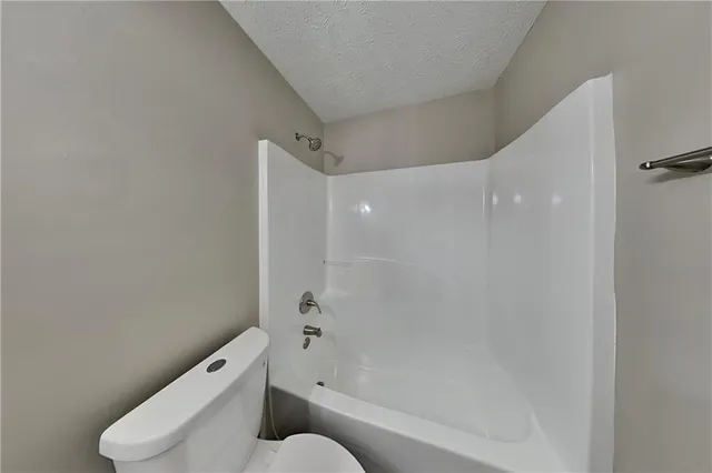 $1,950 | 121 Clarion Road, Lawrenceville, GA 30043