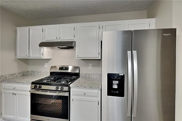 $1,950 | 121 Clarion Road, Lawrenceville, GA 30043