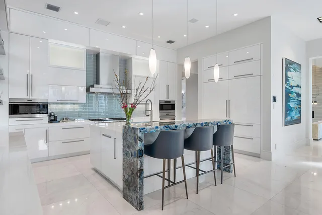 $18,500,000 | 290 South Maya Palm Drive, Boca Raton, FL 33432