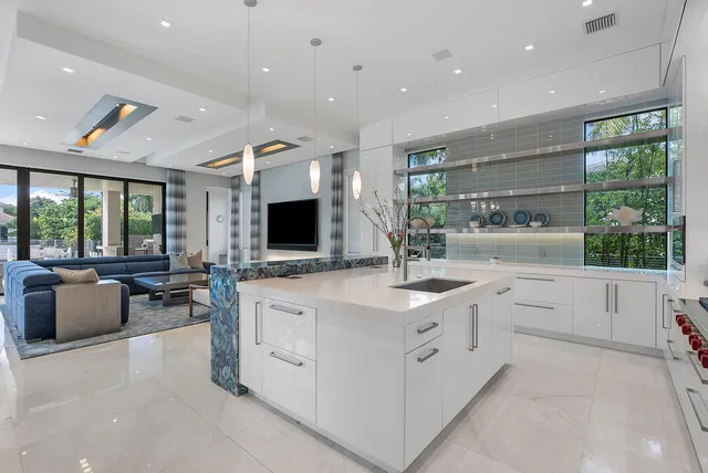 $18,500,000 | 290 South Maya Palm Drive, Boca Raton, FL 33432