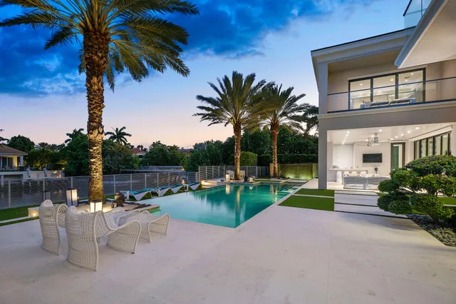 $18,500,000 | 290 South Maya Palm Drive, Boca Raton, FL 33432
