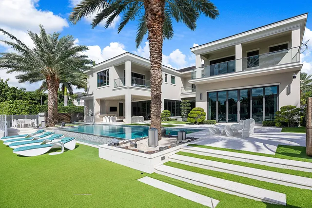 $18,500,000 | 290 South Maya Palm Drive, Boca Raton, FL 33432