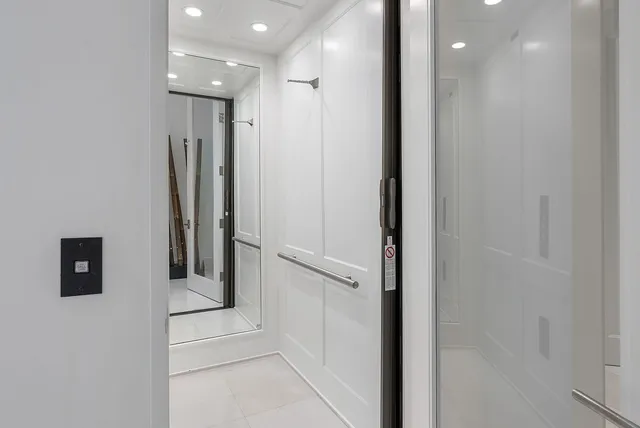 $18,500,000 | 290 South Maya Palm Drive, Boca Raton, FL 33432