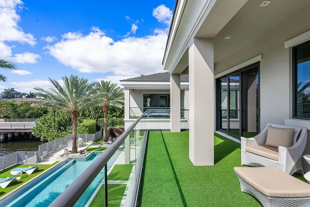$18,500,000 | 290 South Maya Palm Drive, Boca Raton, FL 33432