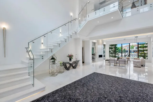 $18,500,000 | 290 South Maya Palm Drive, Boca Raton, FL 33432