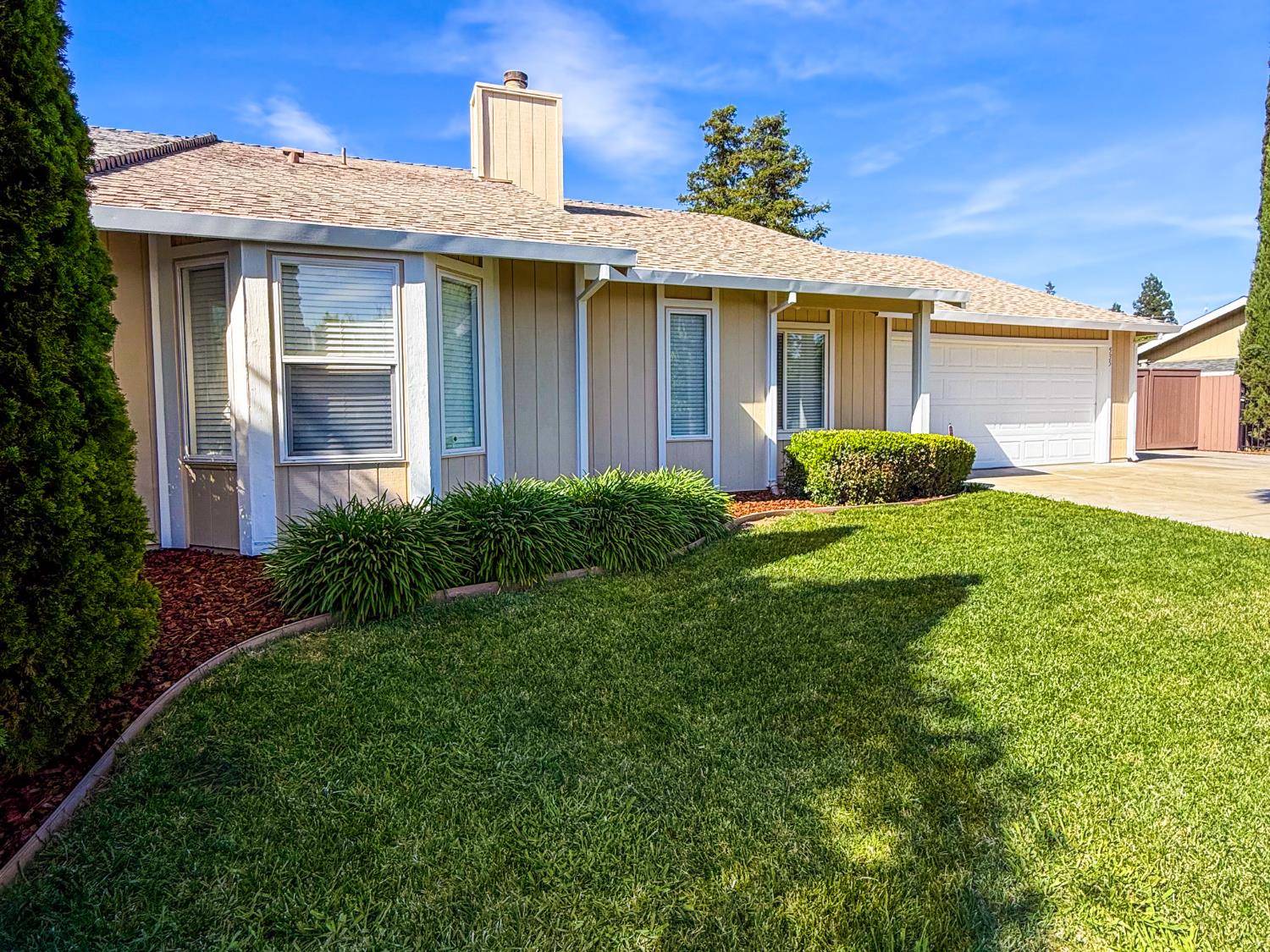535 N Street Rio Linda, CA 95673 - Photo 2 of 33