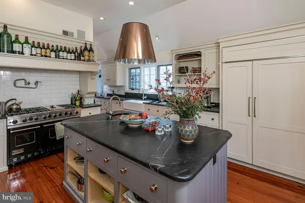 $2,995,000 | 30 Pheasant Hill Road, Princeton, NJ 08540