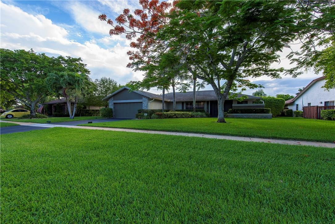 21215 Raindance Lane Boca Raton, FL 33428 - Photo 2 of 34 Photo 2