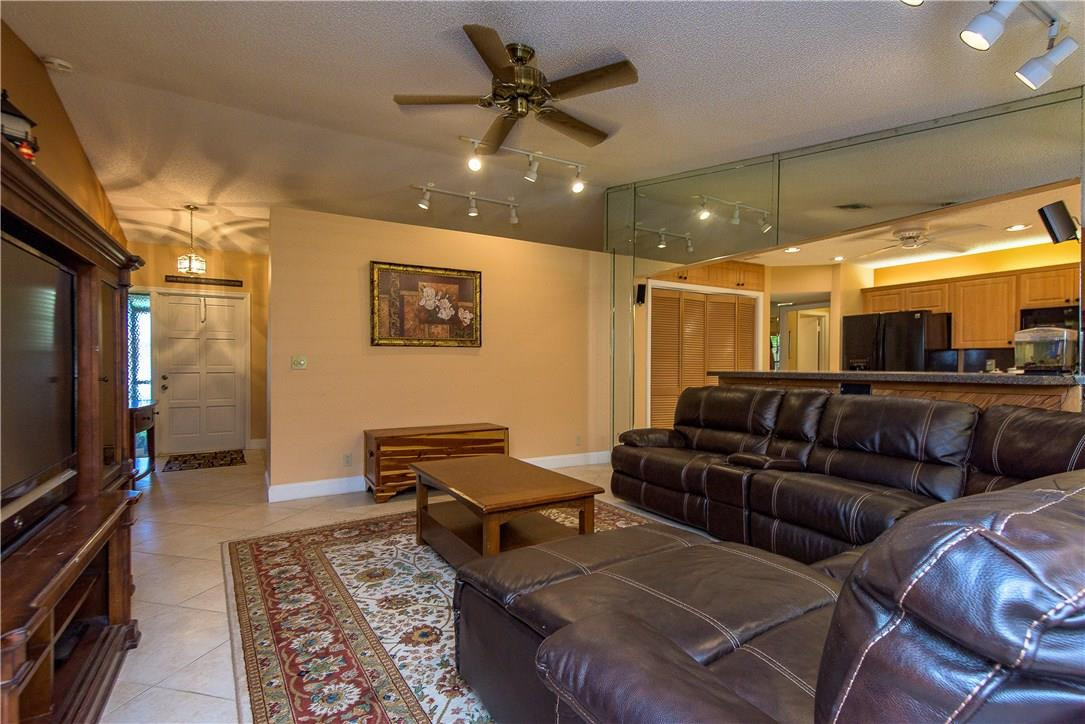21215 Raindance Lane Boca Raton, FL 33428 - Photo 5 of 34 Photo 5