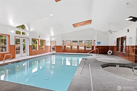 $329,950 | 16817 Larch Way, Unit E103, Lynnwood, WA 98037