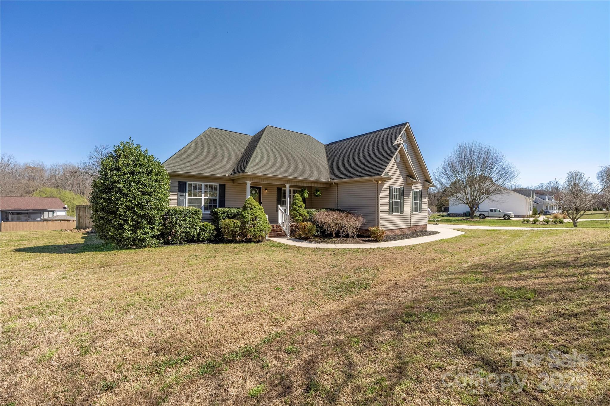 125 Round Tuit Lane Mount Ulla, NC 28125 - Photo 2 of 45