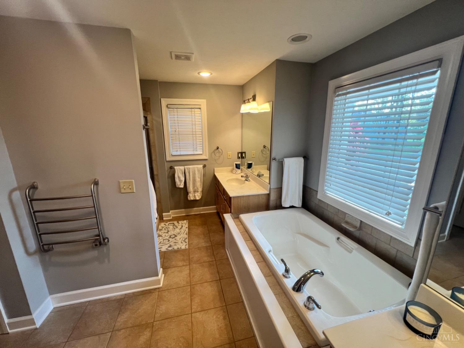335 Apple Road Amelia, OH 45102 - Photo 26 of 79 Gallery Image 26