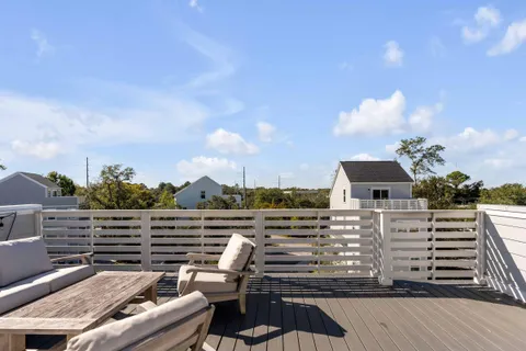 $1,295,000 | 549 Cooper Village Lane, Mount Pleasant, SC 29464
