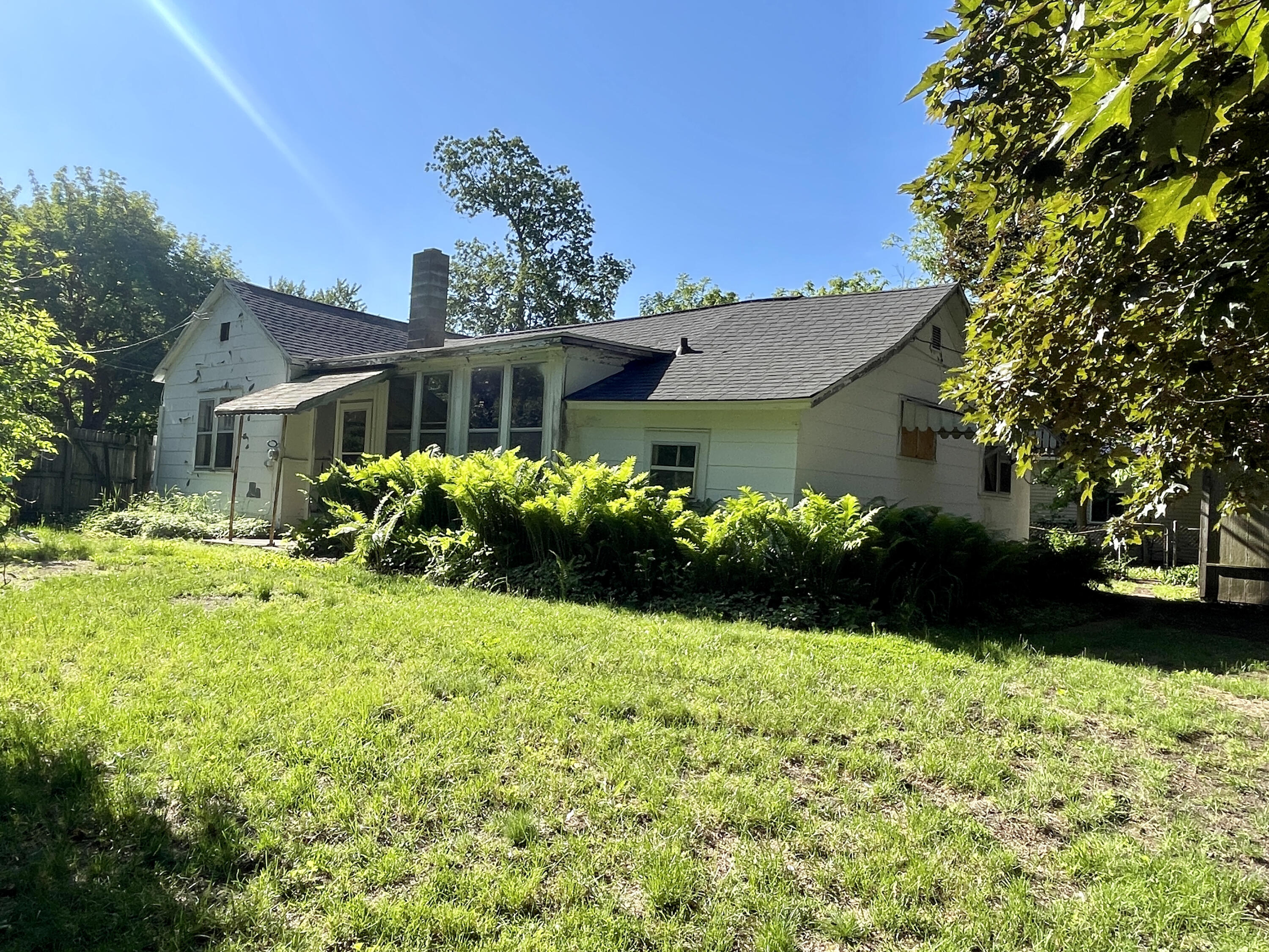 112 Elm Street Coldwater, MI 49036 - Photo 5 of 34 IMG_6001