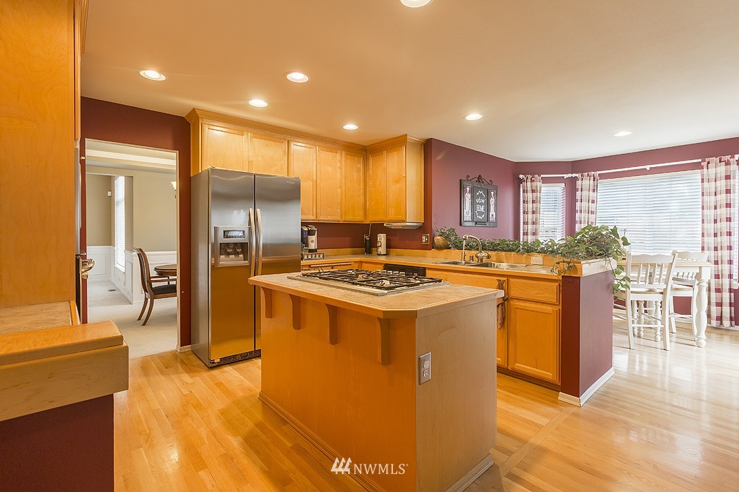 2832 191st Place Southeast Bothell, WA 98012 - Photo 8 of 24