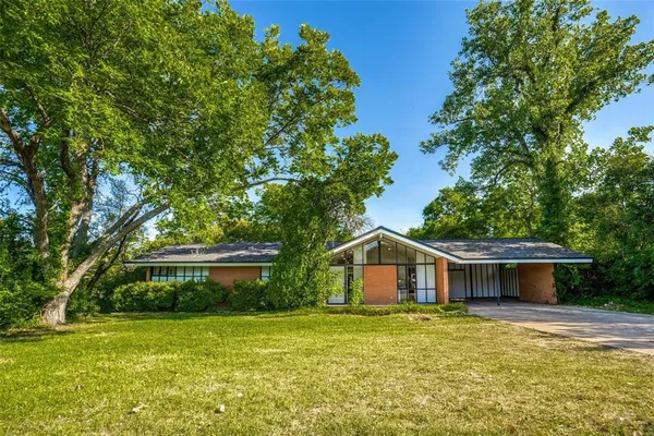 $4,000 | 6916 Forest Lane, Dallas, TX 75230