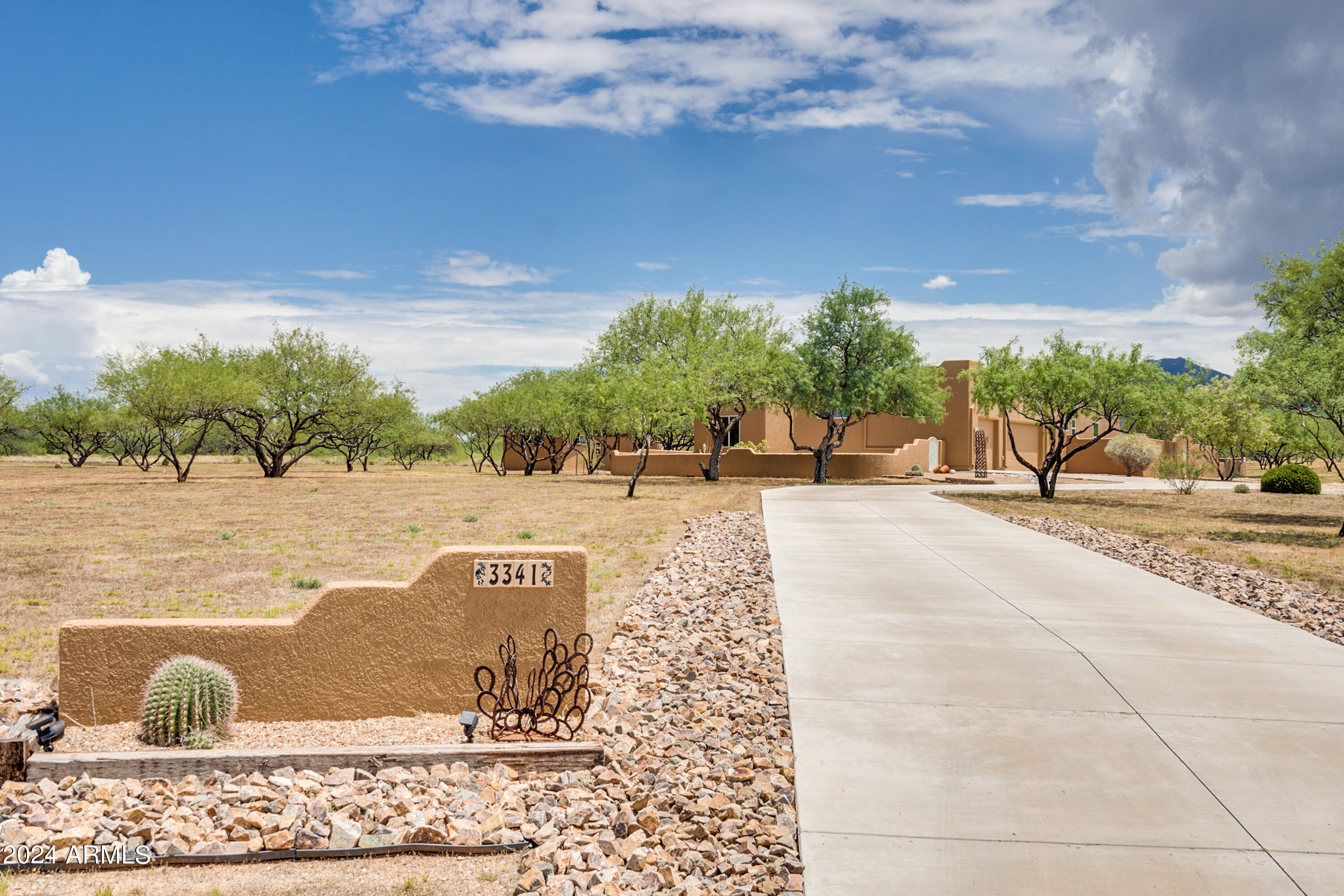 3341 Horse Ride Loop