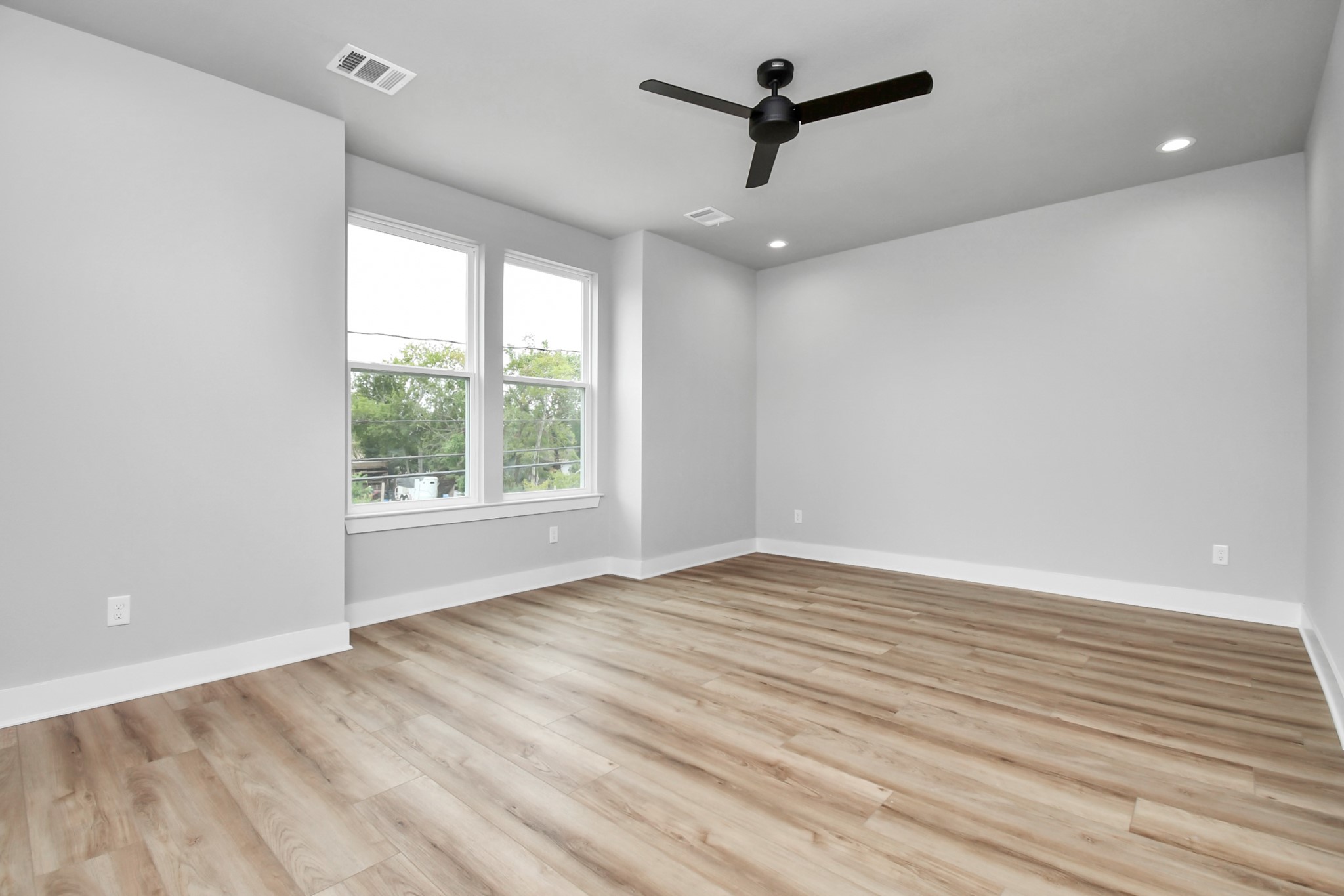 6817 Peerless Street Houston, TX 77021 - Photo 15 of 42 Gallery Image 15