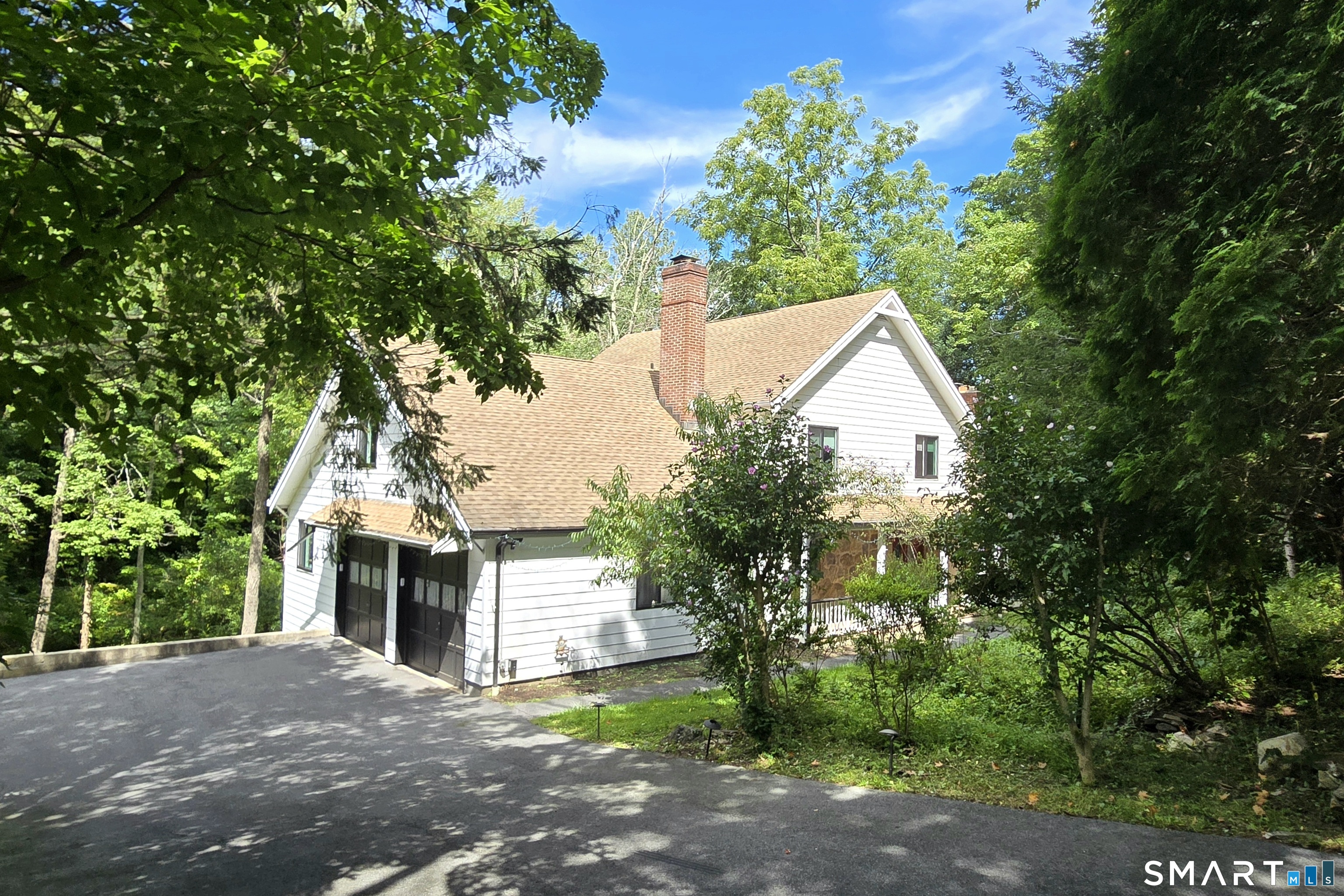 299 Redding Road Redding, CT 06896 - Photo 2 of 39 Gallery Image 2
