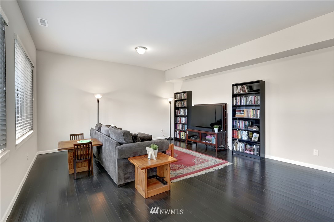 5608 Northeast 9th Street Renton, WA 98059 - Photo 30 of 40