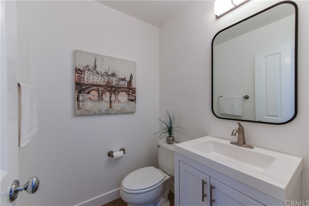 53 Bellwind Irvine, CA 92603 - Photo 11 of 32