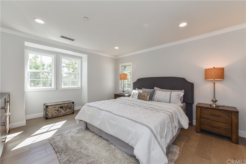 53 Bellwind Irvine, CA 92603 - Photo 15 of 32