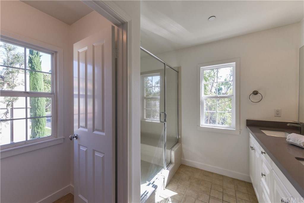 53 Bellwind Irvine, CA 92603 - Photo 19 of 32