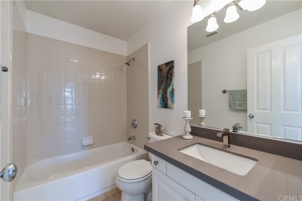 53 Bellwind Irvine, CA 92603 - Photo 24 of 32