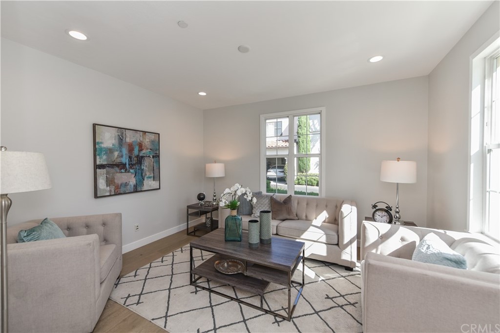 53 Bellwind Irvine, CA 92603 - Photo 5 of 32