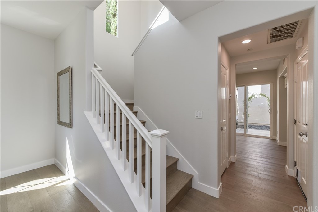 53 Bellwind Irvine, CA 92603 - Photo 10 of 32