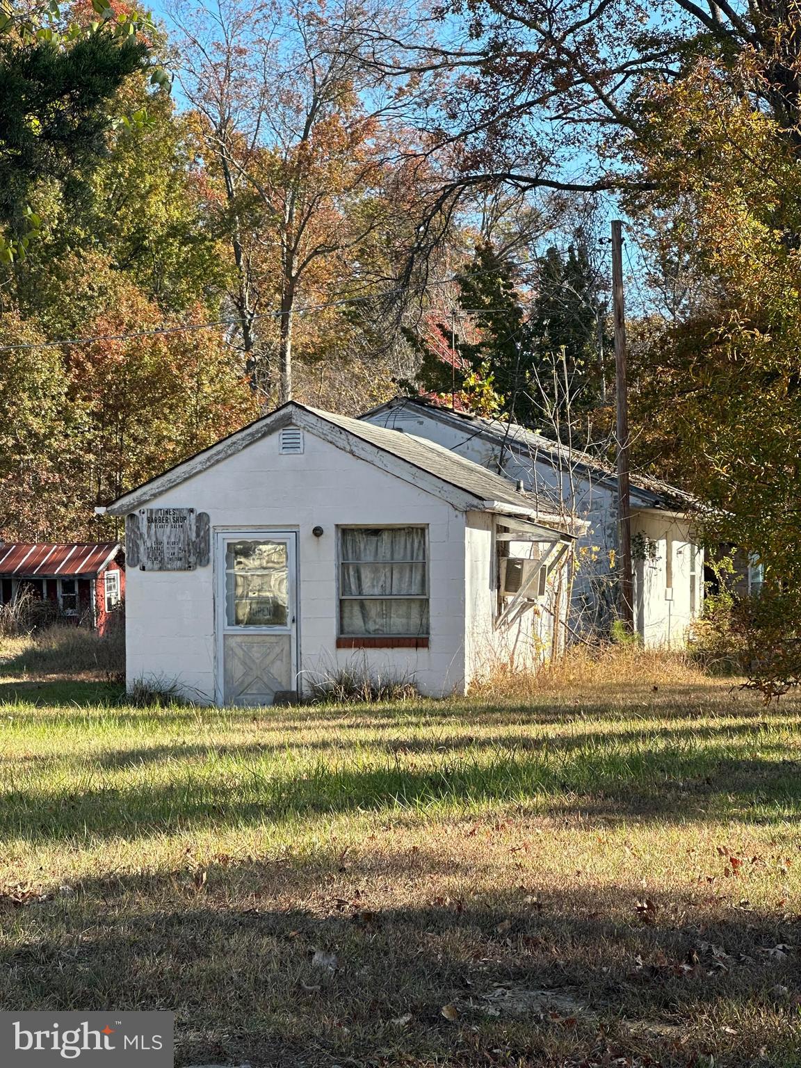 16122 Thoroughfare Road Haymarket, VA 20169 - Photo 26 of 34 a front view of house with yard and green space