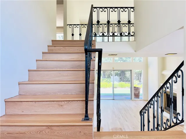 $5,995 | 3424 Lambeth Street, Los Feliz, CA 90027