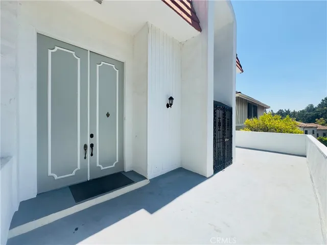 $5,995 | 3424 Lambeth Street, Los Feliz, CA 90027