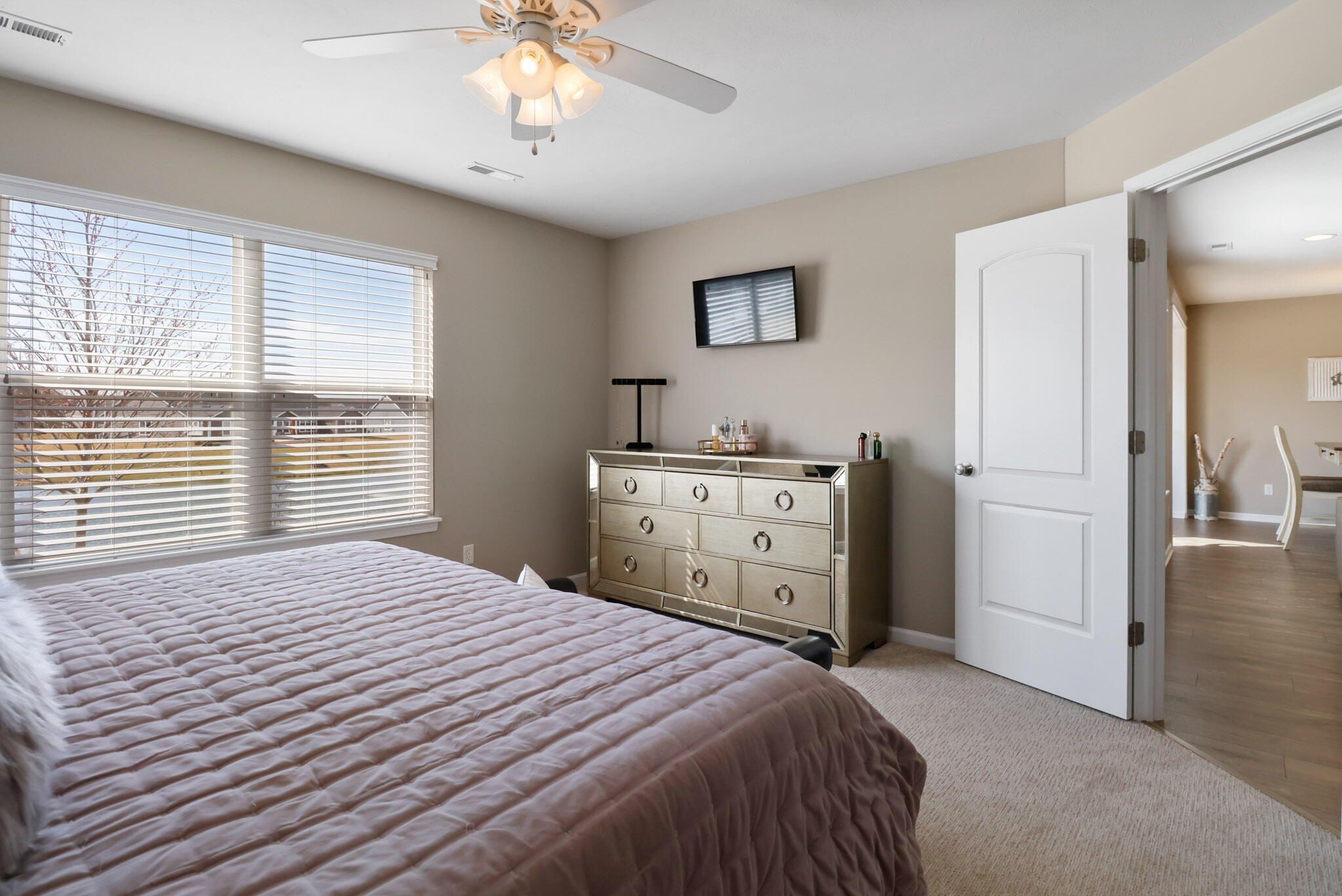 2951 Blue River Road Valparaiso, IN 46385 - Photo 16 of 27 2048x1368