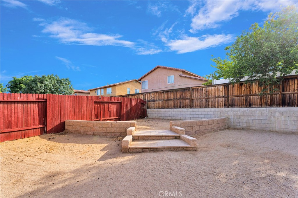 13194 Cardinal Road Victorville, CA 92392 - Photo 53 of 64