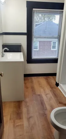 $2,400 | 126 West Wyoming Avenue, Unit 5, Melrose, MA 02176