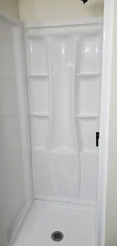 $2,400 | 126 West Wyoming Avenue, Unit 5, Melrose, MA 02176