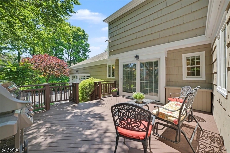 52 Hampton Road Chatham, NJ 07928 - Photo 28 of 34