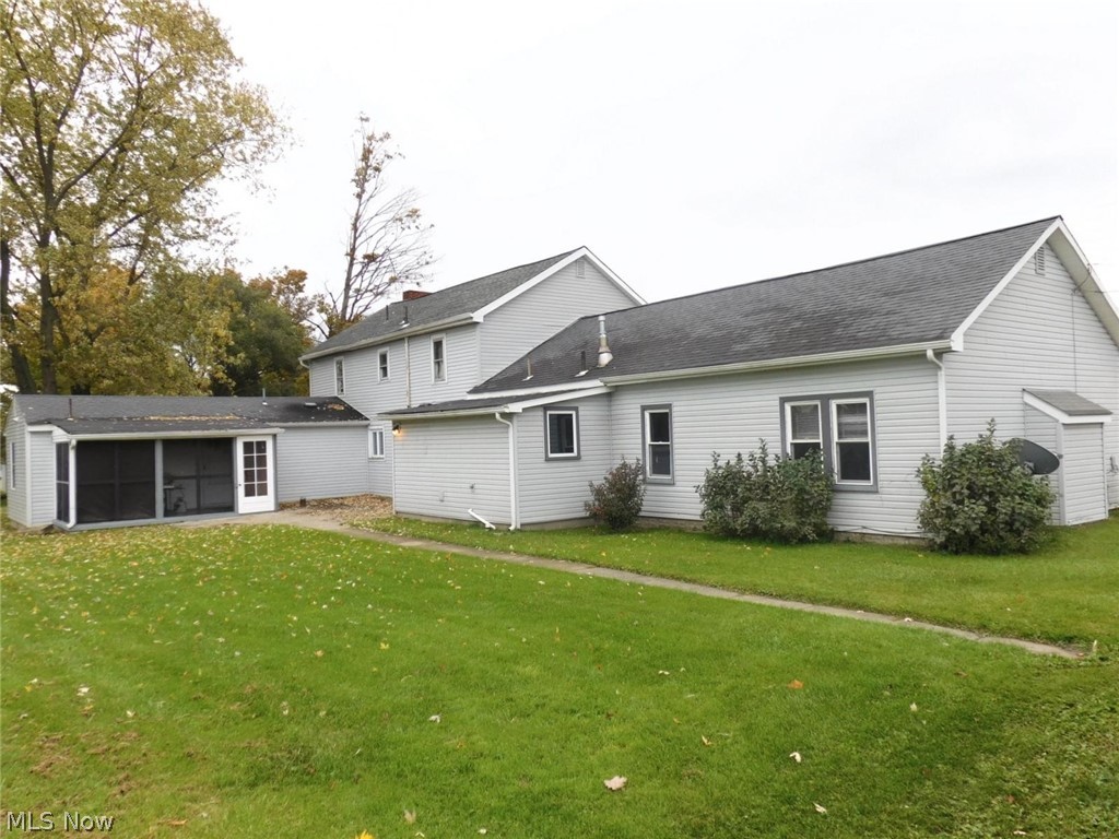 5258 Salem-Unity Road Salem, OH 44460 - Photo 2 of 10
