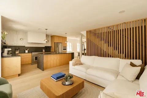$2,295,000 | 3852 Bledsoe Avenue, Los Angeles, CA 90066