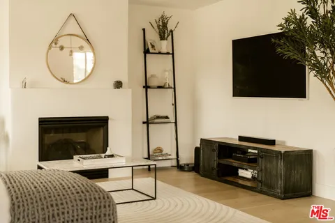 $2,295,000 | 3852 Bledsoe Avenue, Los Angeles, CA 90066