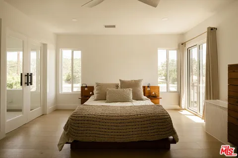 $2,295,000 | 3852 Bledsoe Avenue, Los Angeles, CA 90066