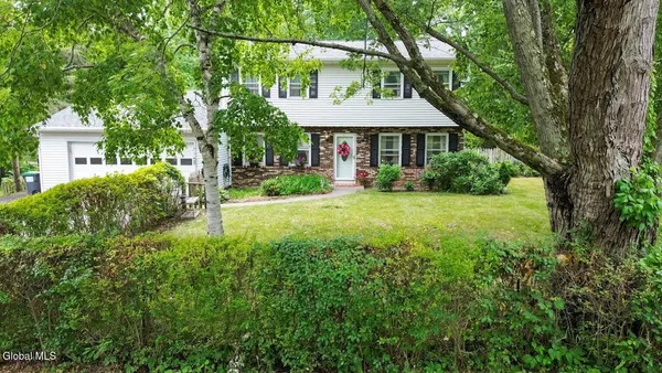 $419,900 | 1369 Augusta Drive, Castleton-on-Hudson, NY 12033
