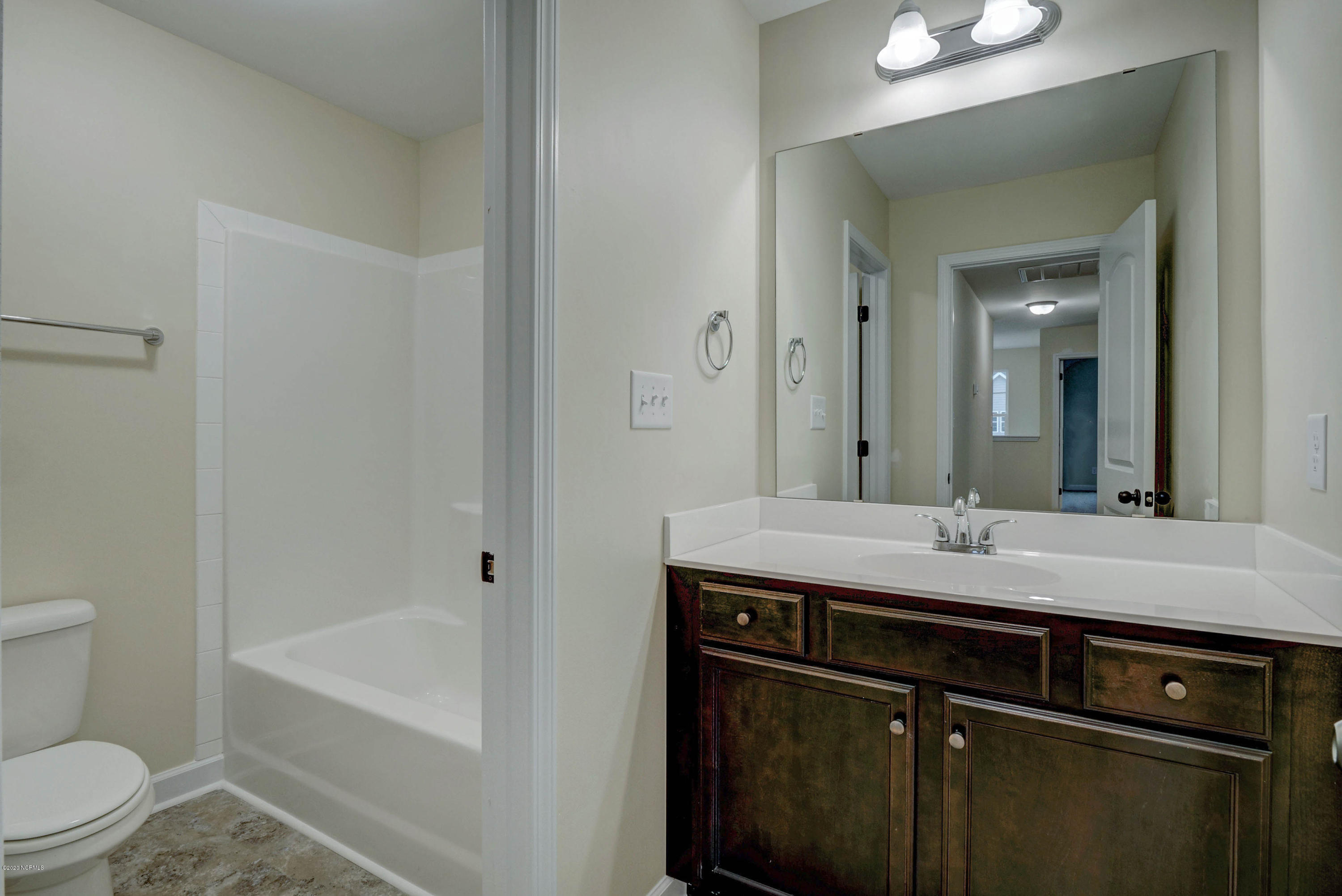 682 Aria Lane Hubert, NC 28539 - Photo 26 of 35 Hall Bathroom 2